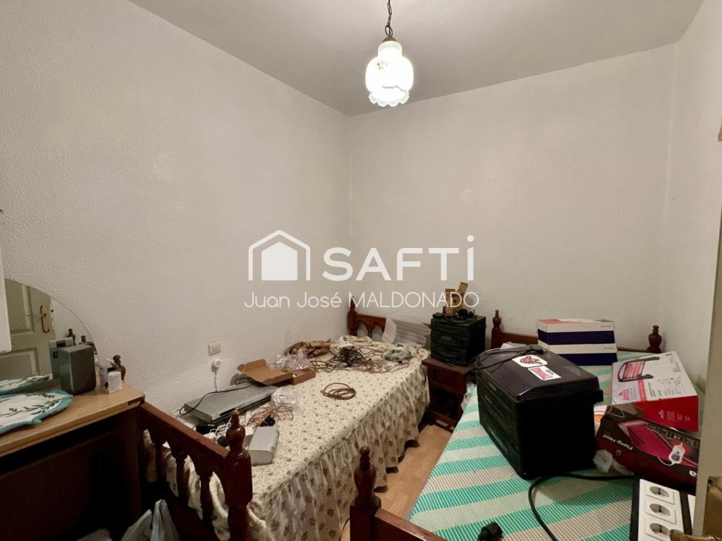 Imagen 2 de Casa amplia en Vinaròs con garaje y terraza cerca del mar