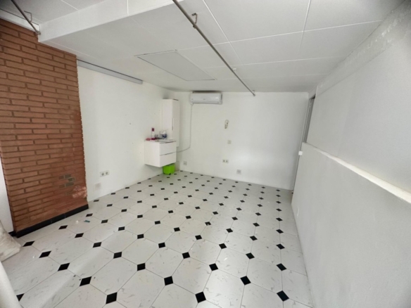 Imagen 2 de Casa de planta baja y dos pisos en La Galera