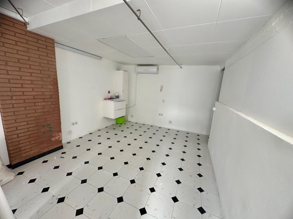 Imagen 2 de Casa de planta baja y dos pisos en La Galera