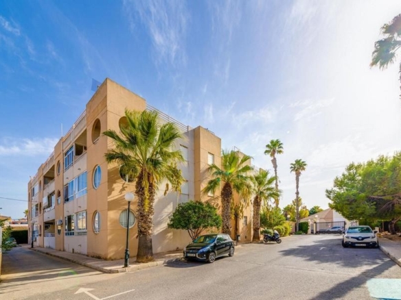 Imagen 1 de Venta de piso en Torrevieja