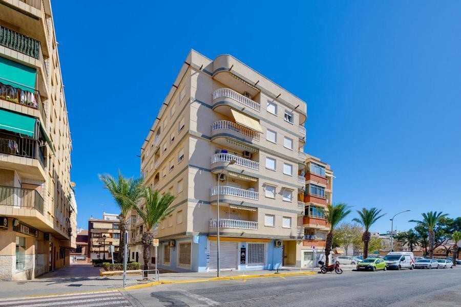 Imagen 2 de Venta de piso en Guardamar del segura
