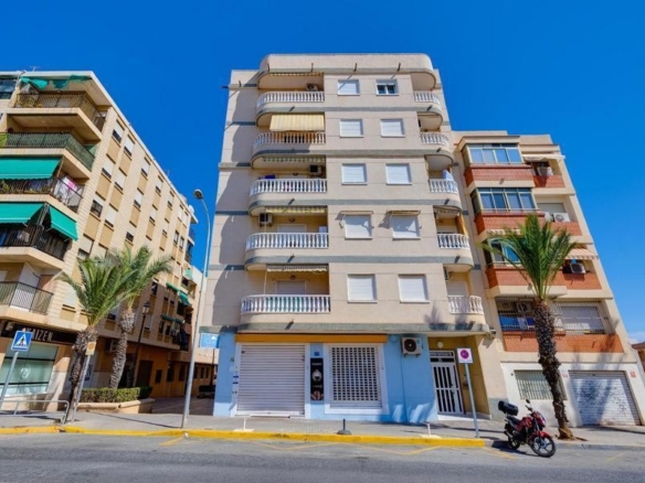 de 56m2 con 2 dormitorios y 1 baño
