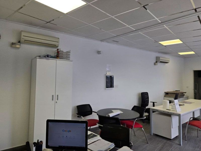 Imagen 2 de Local comercial en Venta en Torrevieja Alicante