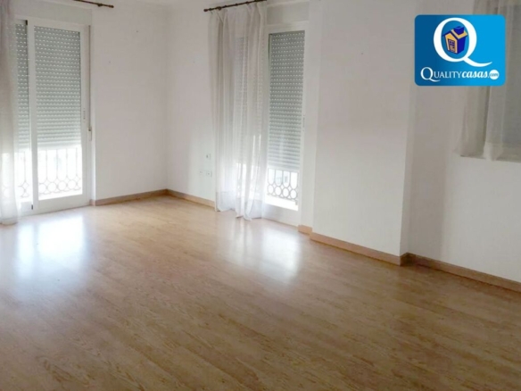 Imagen 1 de Piso en Venta en Alicante Alicante Ref: Z27102