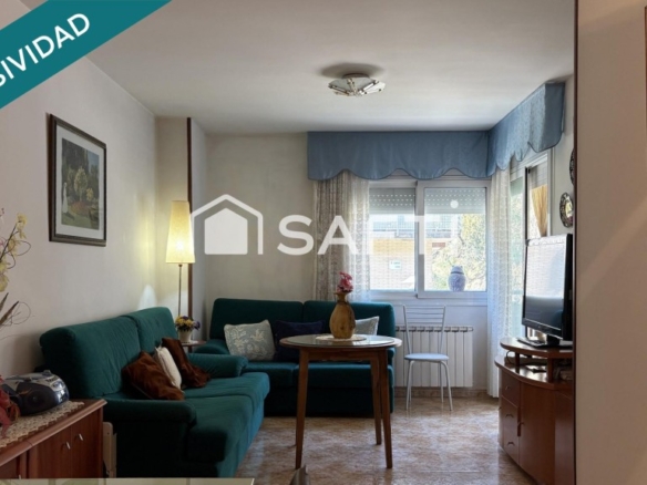 Imagen 2 de Amplio piso con garaje cerrado y cerca de la playa
