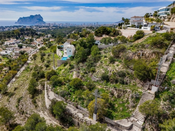 Imagen 1 de Terreno con vistas espectaculares a moraira y calp