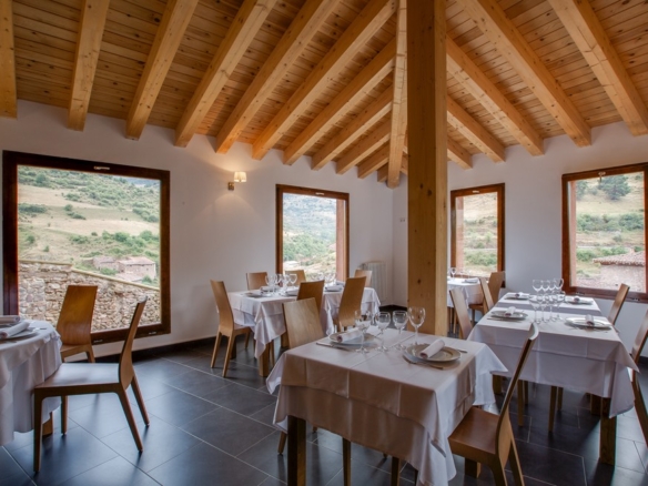 Imagen 3 de Hotel en Venta en Montenegro De Cameros Soria