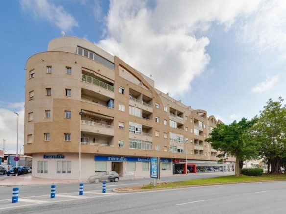 Imagen 1 de Venta de piso en Torrevieja