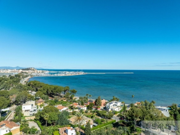 Imagen 2 de Casa-Chalet en Venta en Denia Alicante