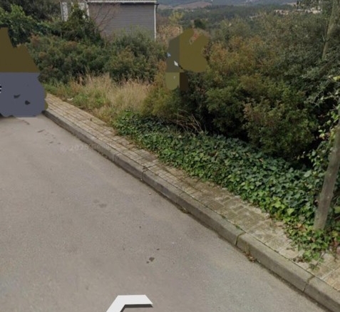 Imagen 3 de Terreno urbano de 589m2 a pie de rutas de montaña