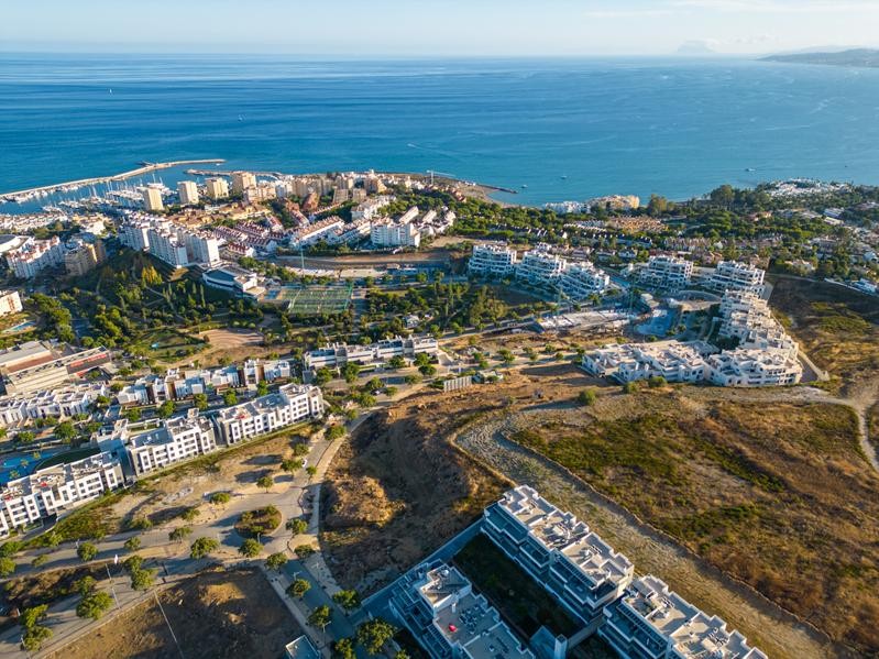 Imagen 4 de ¡INCREÍBLE URBANIZACION DE LUJO EN ESTEPONA!