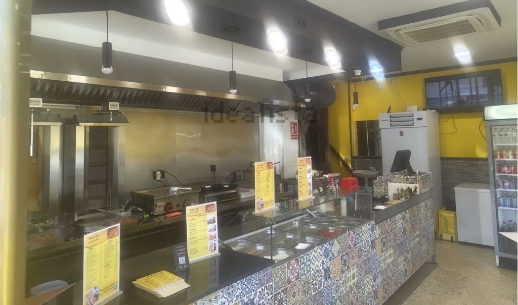 Imagen 2 de Local comercial en Traspaso en Barcelona Barcelona BAIX GUINARDO