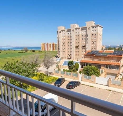 Imagen 1 de Venta de piso en Mar de cristal