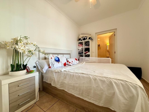Imagen 2 de Casa-Chalet en Venta en Poblets