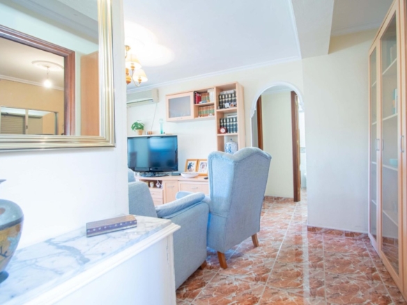 Imagen 2 de Vivienda en venta en buen estado en c/ Relampaguito
