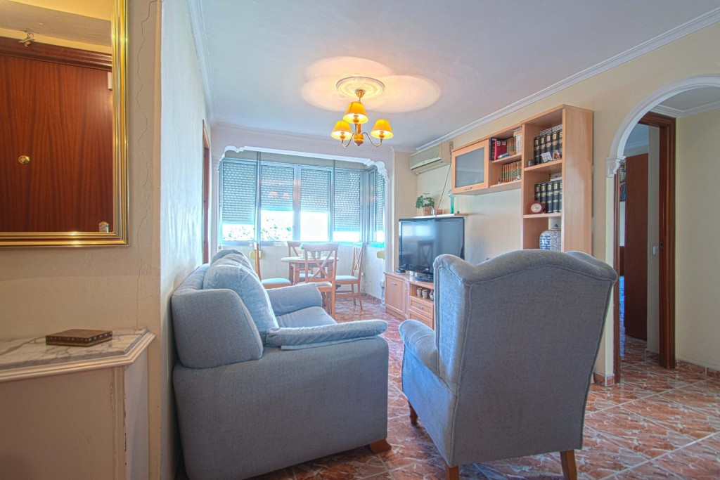 Imagen 3 de Vivienda en venta en buen estado en c/ Relampaguito