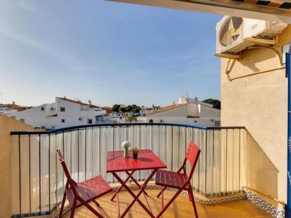 Imagen 2 de Venta de bungalow en Torrevieja