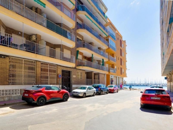 Imagen 1 de Venta de piso en Torrevieja