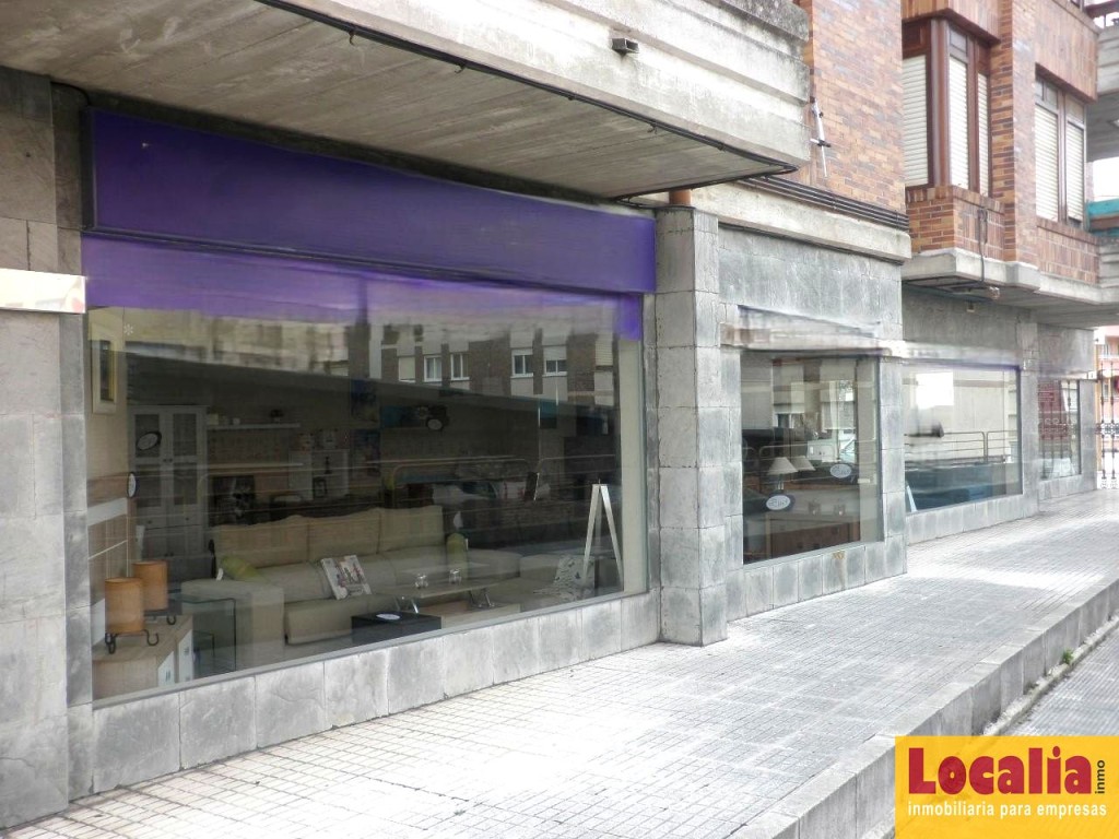 Imagen 2 de Estupendo local en zona General Dávila
