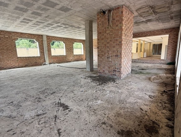 Imagen 3 de Local comercial en Alquiler en San Roque Cádiz