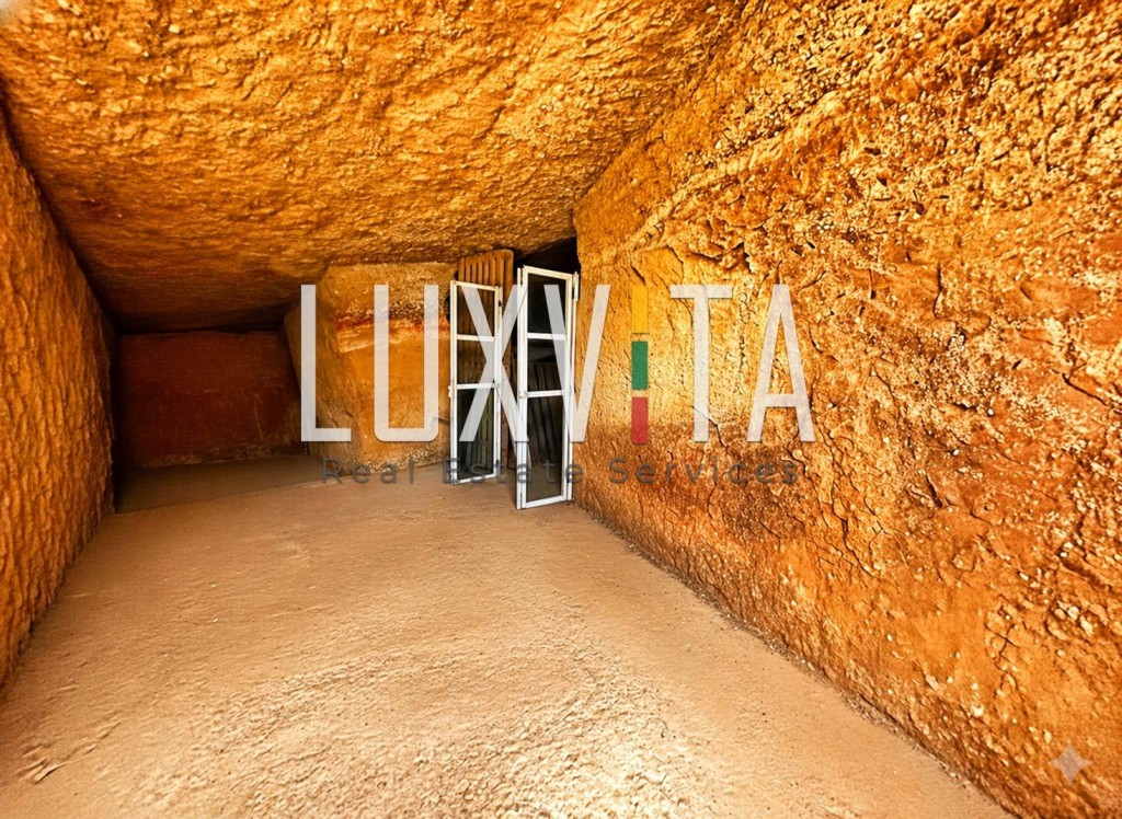 Imagen 3 de Terreno con Cuevas Únicas y Vistas Increíbles a la Naturaleza
