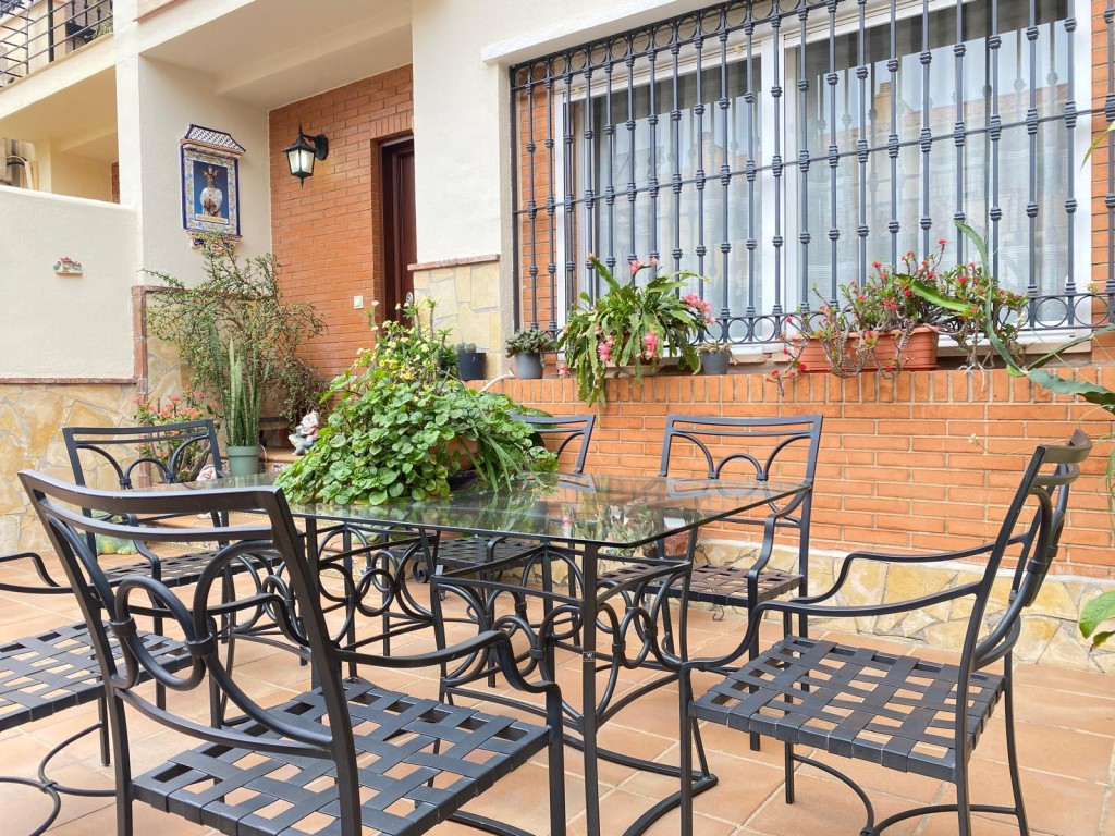 Imagen 1 de ESTUPENDA CASA REFORMADA EN CARLINDA