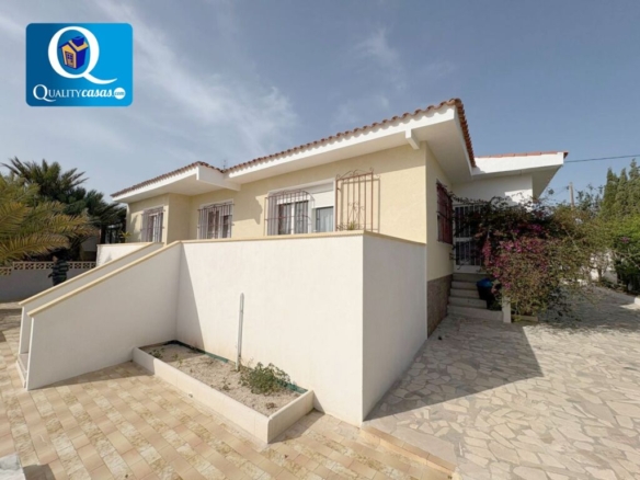Imagen 1 de Casa-Chalet en Venta en Campello