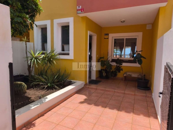 Imagen 1 de Casa de pueblo en Venta en Costa Adeje Santa Cruz de Tenerife