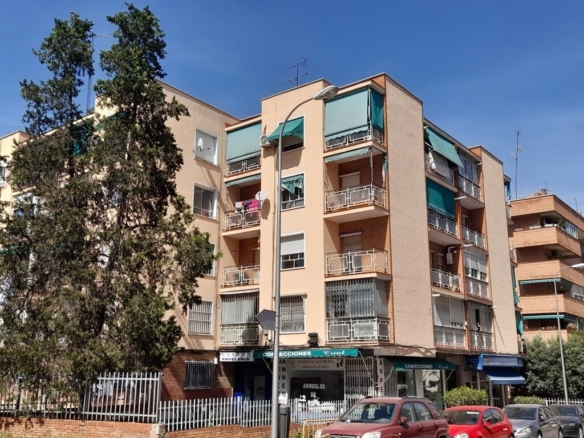 Imagen 2 de Local comercial en Venta en Madrid Madrid LATINA