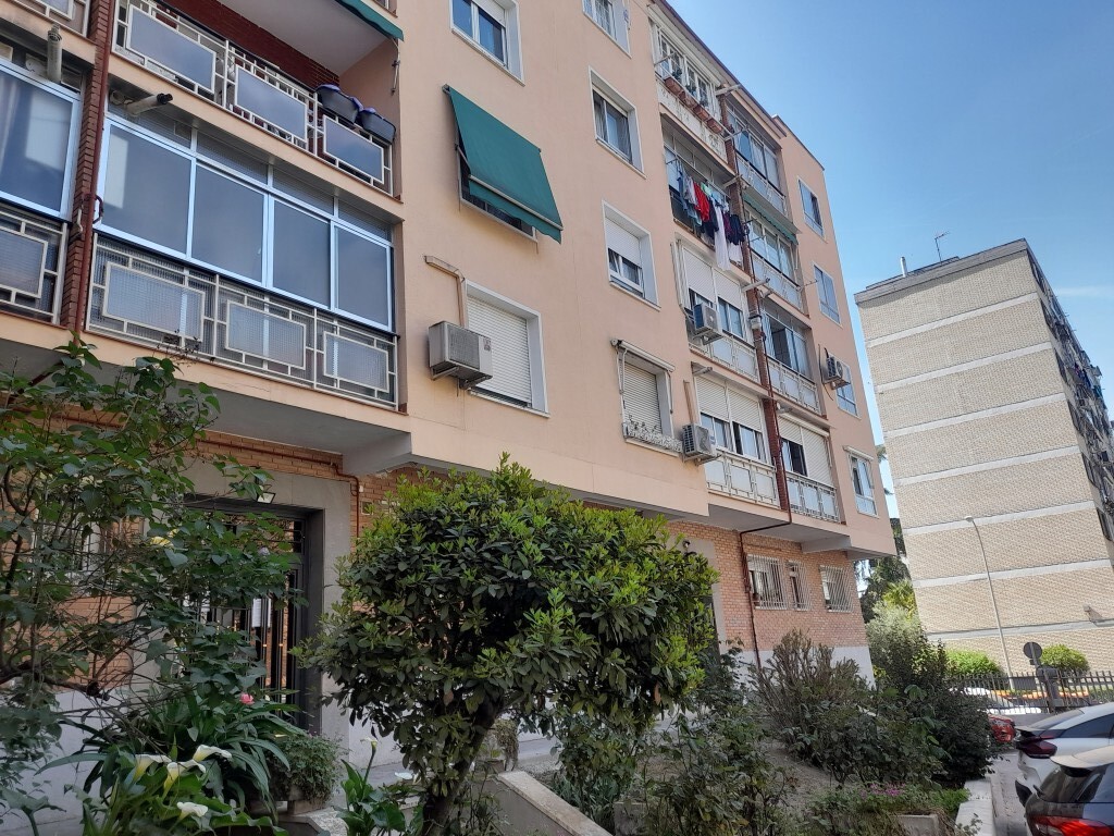 Imagen 4 de Local comercial en Venta en Madrid Madrid LATINA