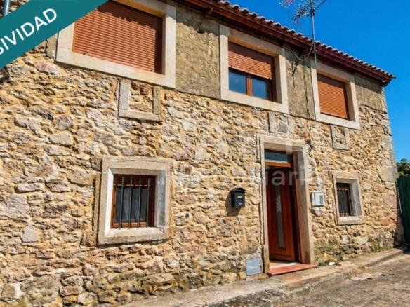Imagen 1 de Casa de piedra con encanto y gran proyección