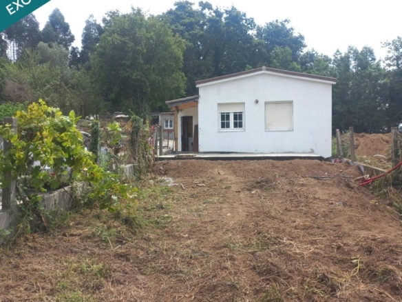 Imagen 2 de Finca de 1.252 m² con dos viviendas y un almacén