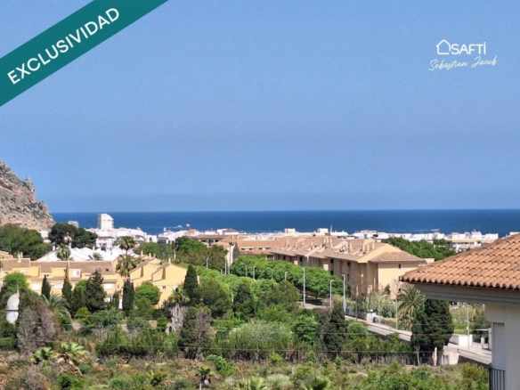 Imagen 1 de EXCLUSIVO PISO EN JÁVEA