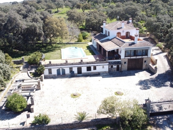 Imagen 3 de Casa de campo-Masía en Venta en Ronda Málaga