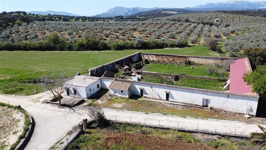 Imagen 4 de Casa de campo-Masía en Venta en Ronda Málaga