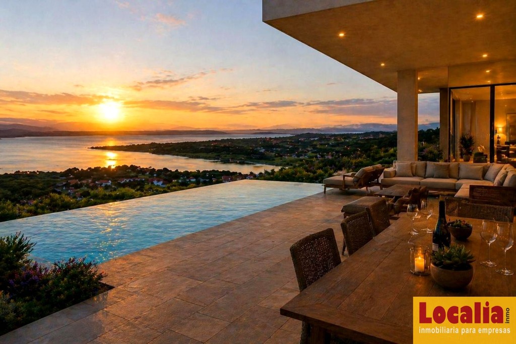 Imagen 2 de Villa exclusiva de 360 m² con vistas únicas a la ría del Pas