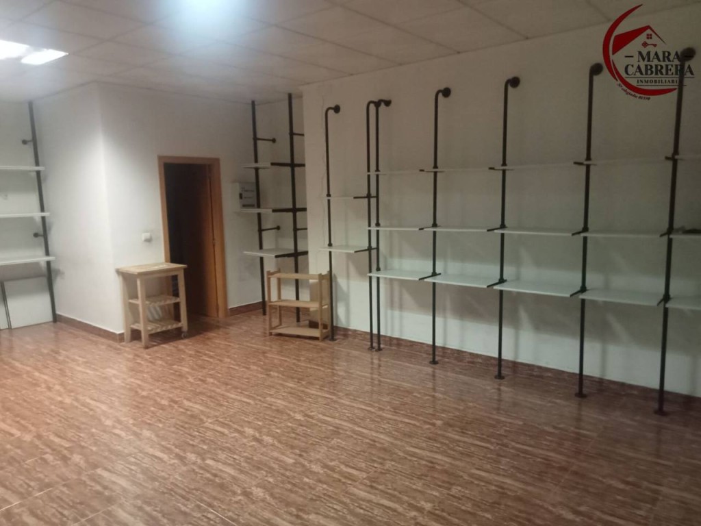 Imagen 2 de Local comercial en Alquiler en Oliva Valencia