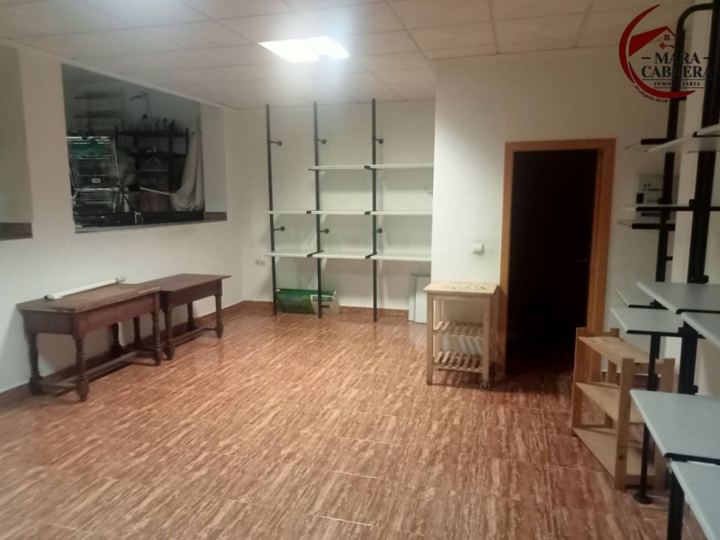 Imagen 3 de Local comercial en Alquiler en Oliva Valencia