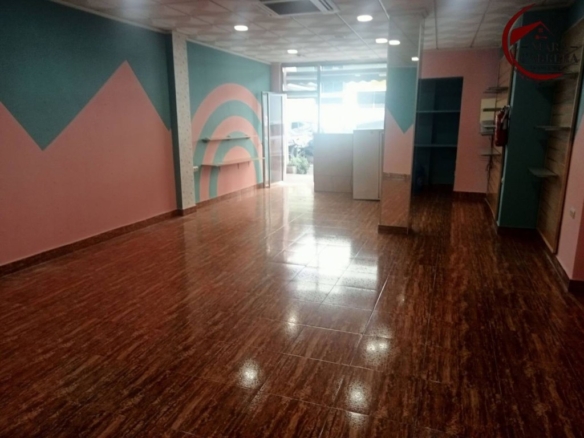 Imagen 1 de Local comercial en Alquiler en Oliva Valencia