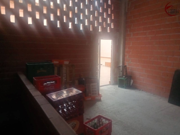 Imagen 4 de Local comercial en Venta en Oliva Valencia