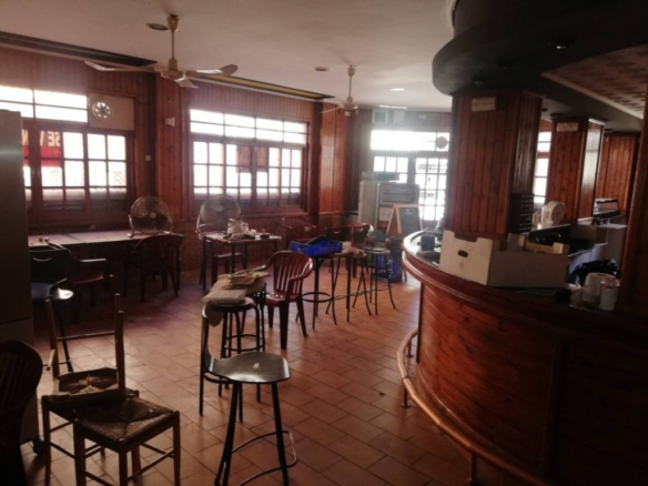 Imagen 3 de Local comercial en Venta en Tavernes De La Valldigna Valencia