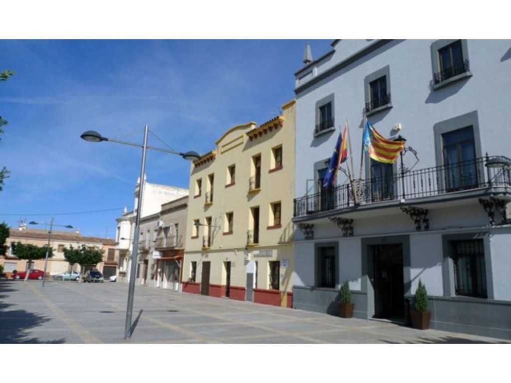Imagen 3 de Local comercial en Venta en Piles Valencia