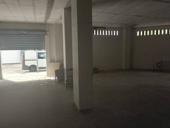 Imagen 3 de Local comercial en Venta en Tavernes De La Valldigna Valencia