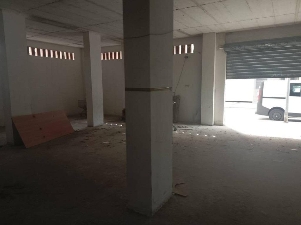 Imagen 4 de Local comercial en Venta en Tavernes De La Valldigna Valencia