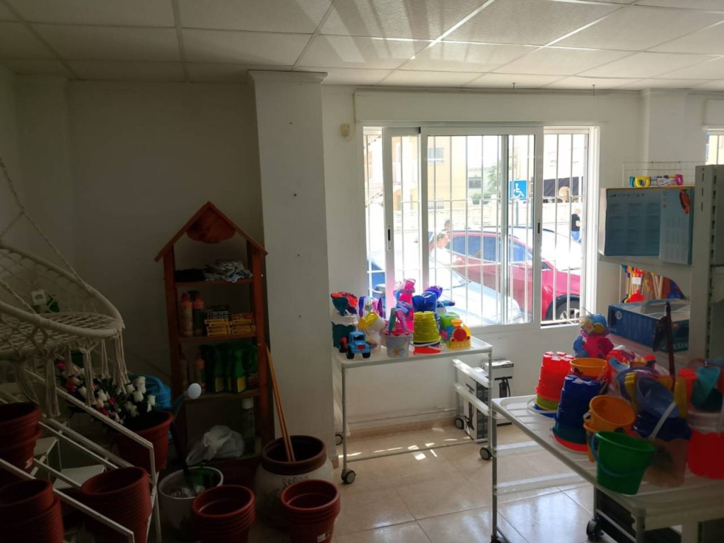 Imagen 1 de Local comercial en Venta en Miramar Valencia