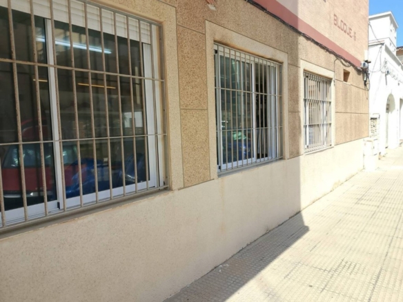 Imagen 2 de Local comercial en Venta en Miramar Valencia