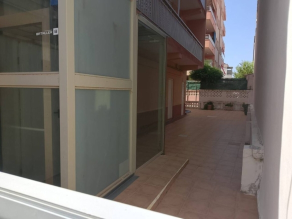 Imagen 4 de Local comercial en Venta en Miramar Valencia