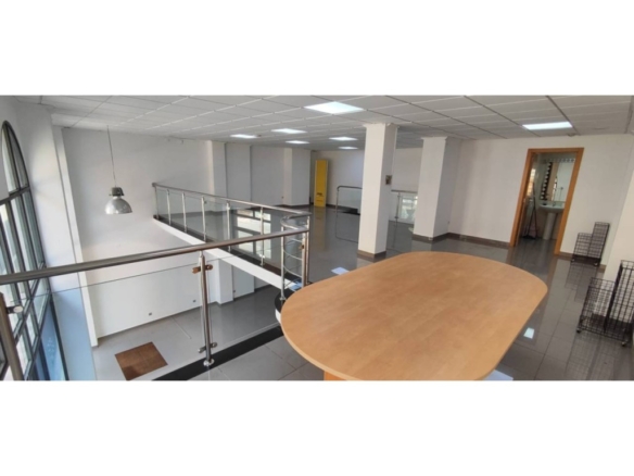 Imagen 2 de Local comercial en Venta en Tavernes De La Valldigna Valencia