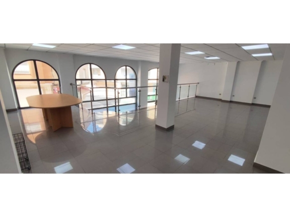 Imagen 1 de Local comercial en Venta en Tavernes De La Valldigna Valencia