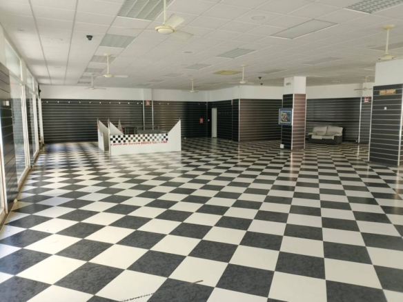 Imagen 2 de Local comercial en Venta en Oliva Valencia
